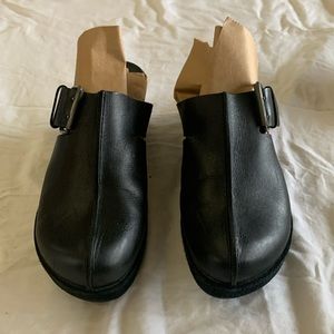 Black wedge KORK-EASE size 10. Leather upper with buckle . Suede sole 2 in heel